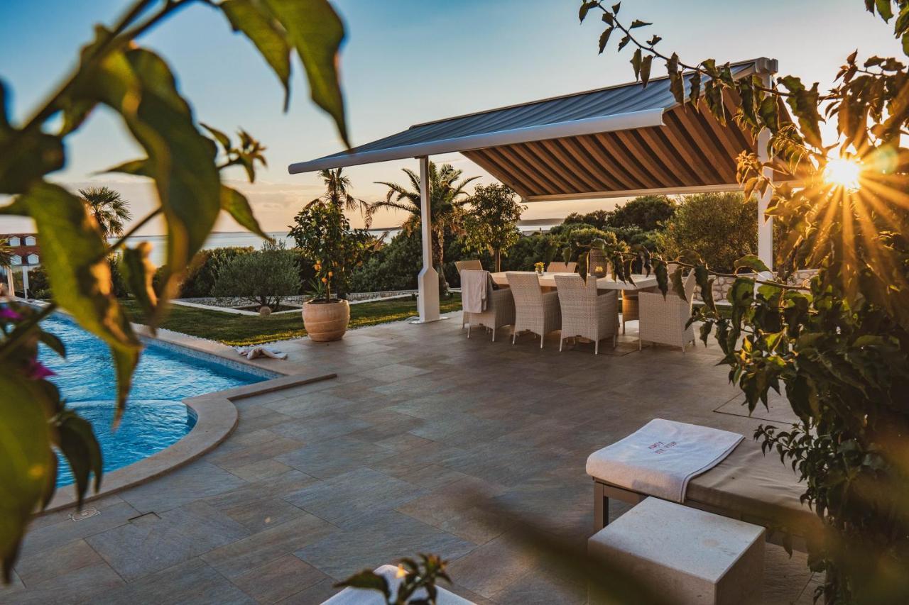 מאנדרה Luxury Apartments White Villa Violeta מראה חיצוני תמונה