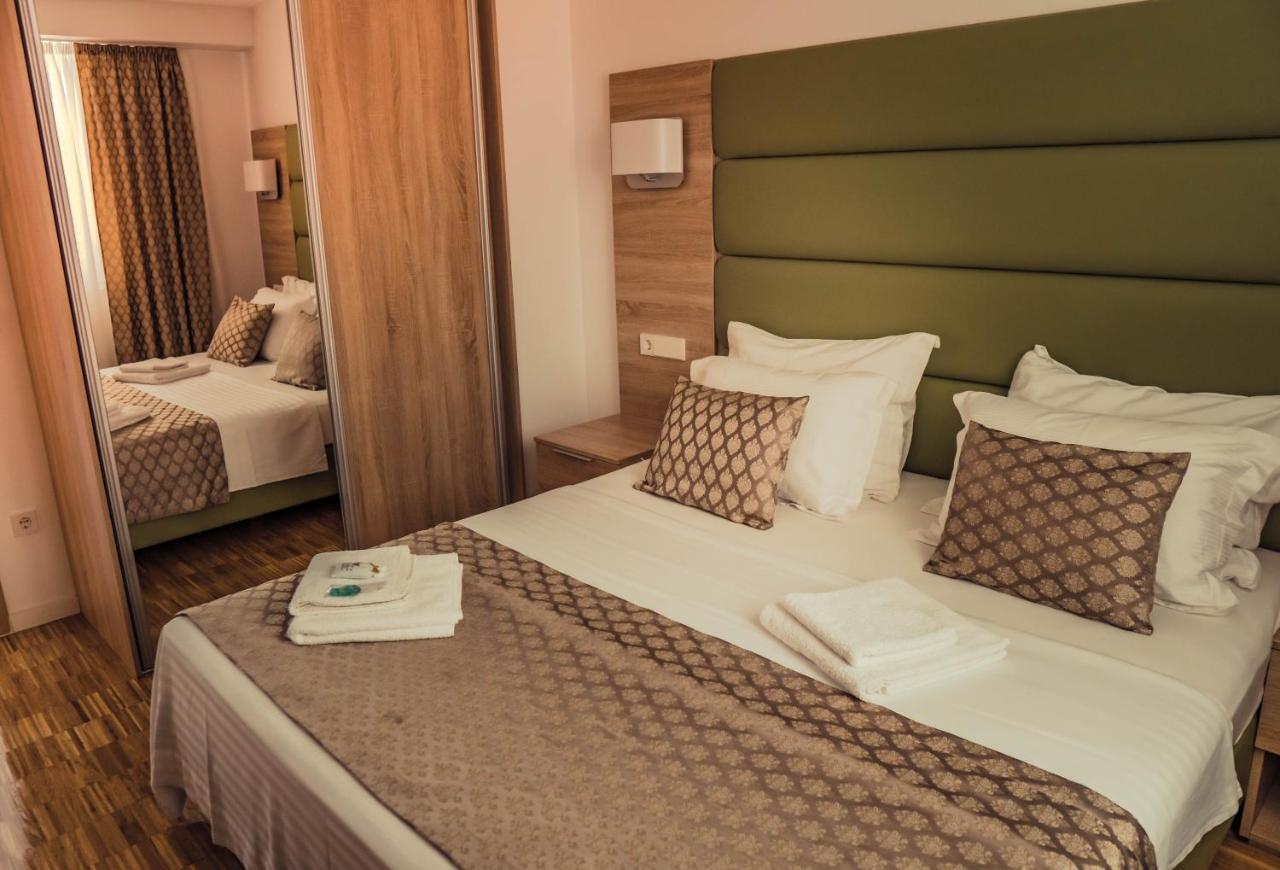 מאנדרה Luxury Apartments White Villa Violeta מראה חיצוני תמונה