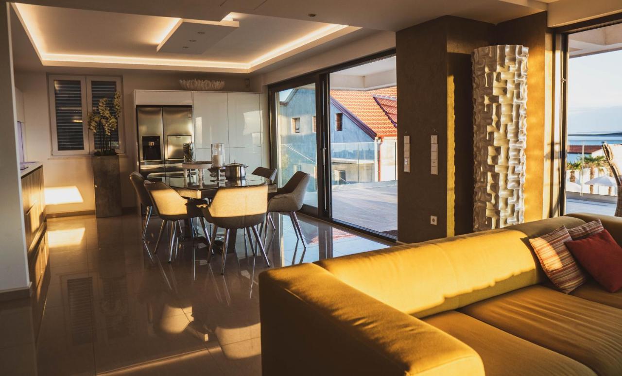 מאנדרה Luxury Apartments White Villa Violeta מראה חיצוני תמונה