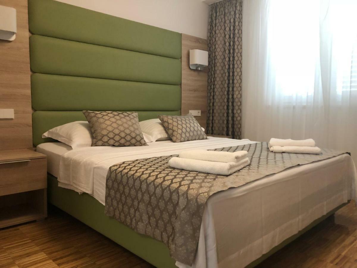 מאנדרה Luxury Apartments White Villa Violeta מראה חיצוני תמונה