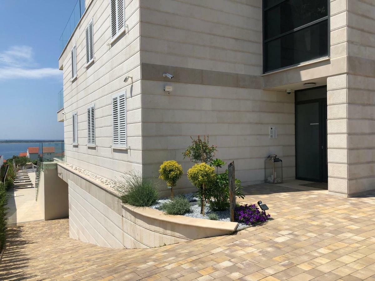 מאנדרה Luxury Apartments White Villa Violeta מראה חיצוני תמונה