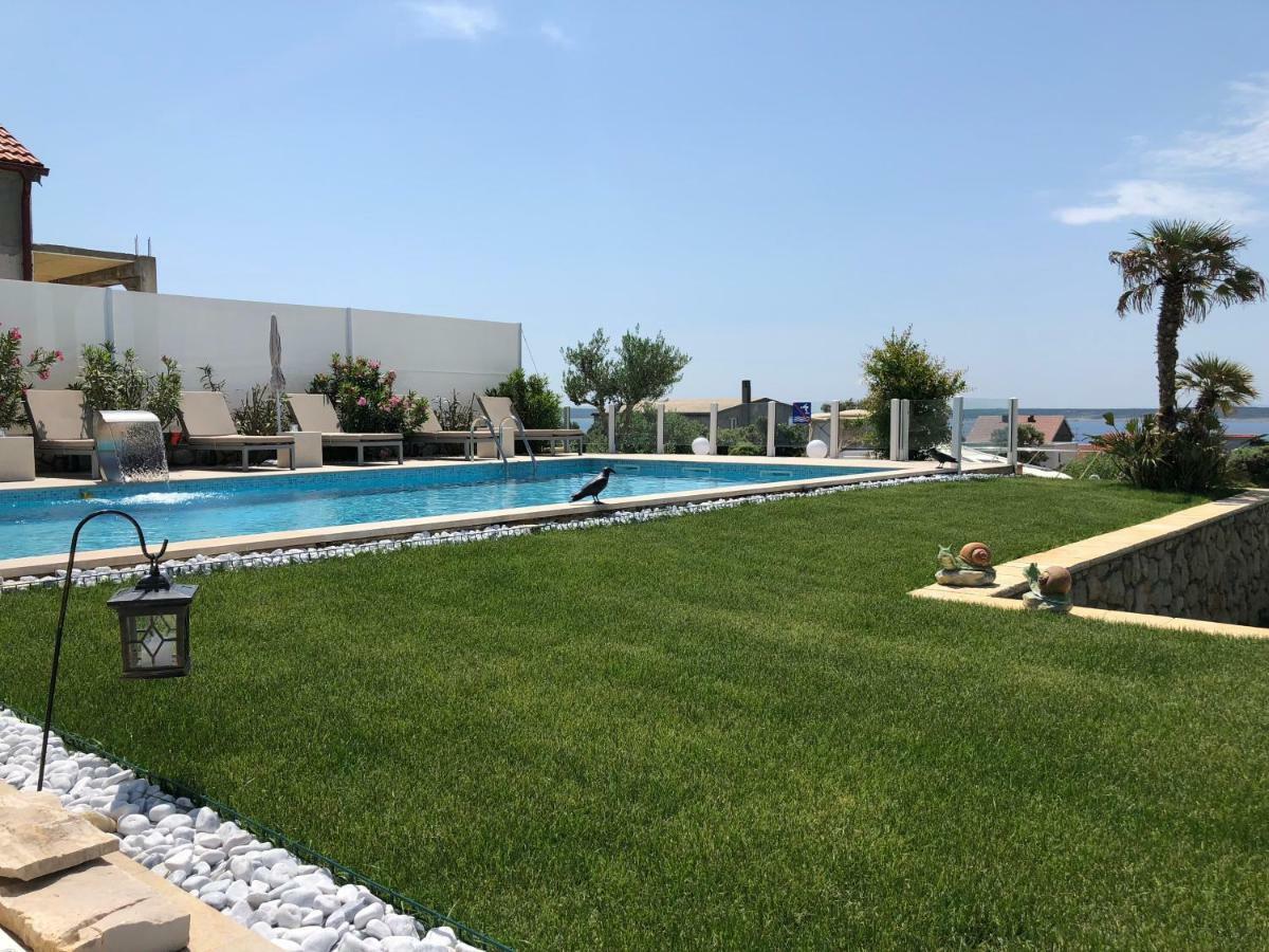 מאנדרה Luxury Apartments White Villa Violeta מראה חיצוני תמונה