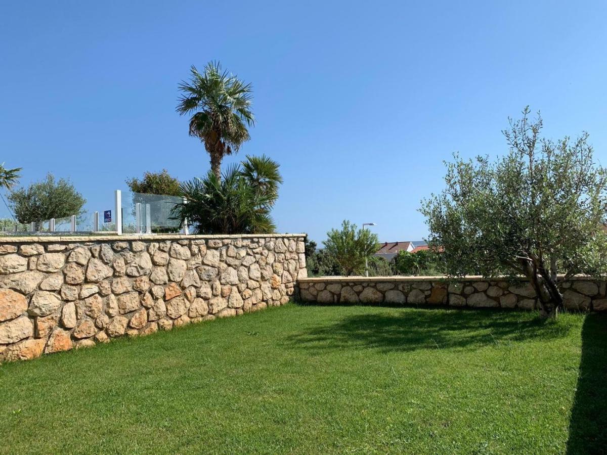 מאנדרה Luxury Apartments White Villa Violeta מראה חיצוני תמונה